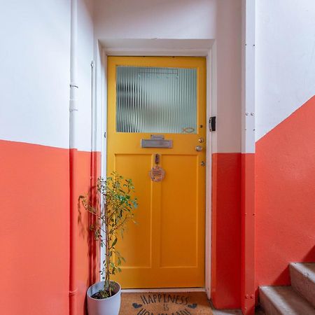 Bright & Spacious Double Room With Garden View- Close To Airport & City Centre Edinburgh Exterior photo